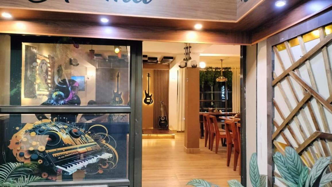 Aroma Inn Шилонг Екстериор снимка