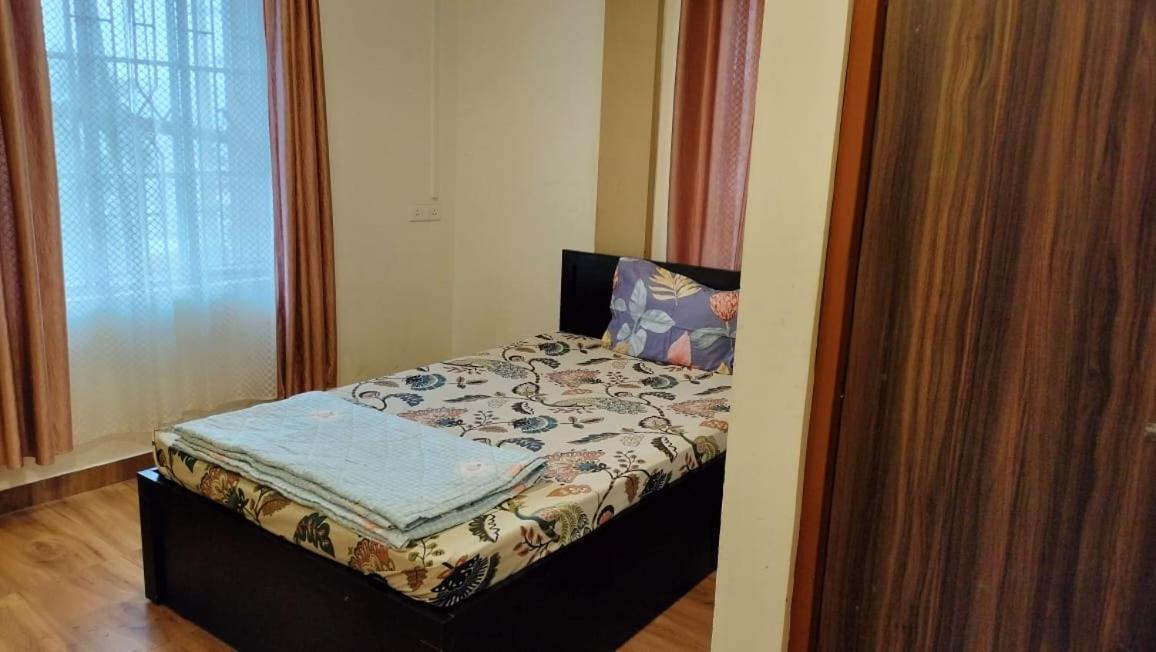 Aroma Inn Шилонг Екстериор снимка