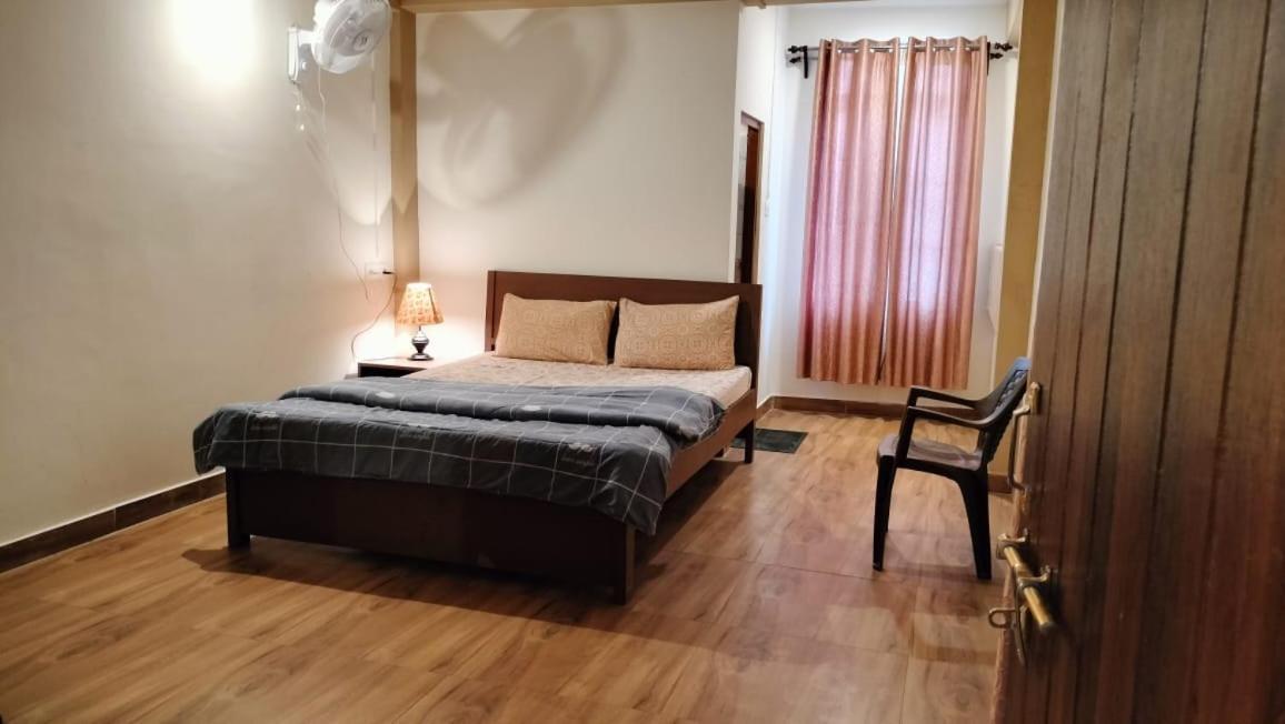 Aroma Inn Шилонг Екстериор снимка