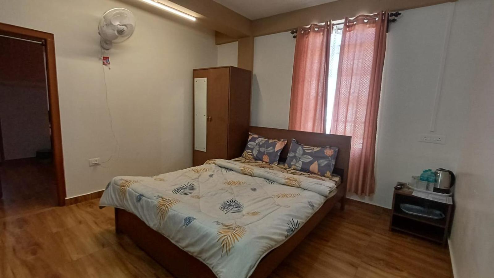Aroma Inn Шилонг Екстериор снимка
